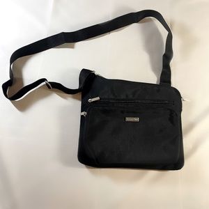 Baggallini Black Nylon Cross-Body, Large-Pocket Bag